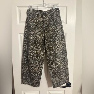 Minus muse leopard print barrel leg denim size medium